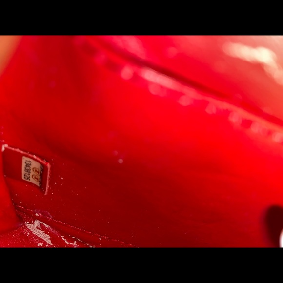 Authentic CHANEL classic double flap limited bag - Picture 2 of 8